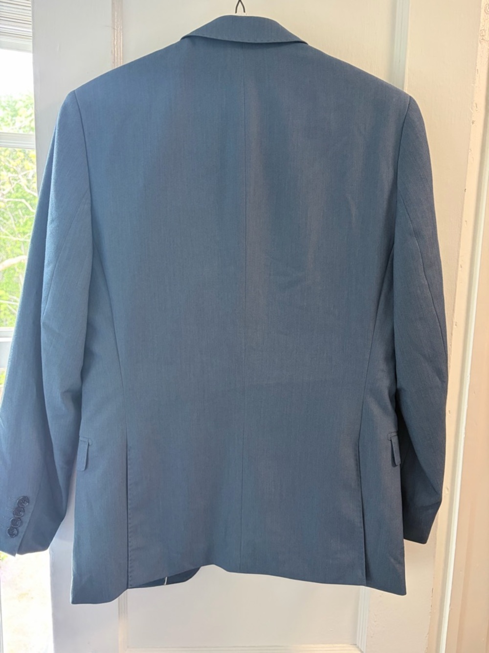 Classic Men's Blue Two-Piece Suit - Elegant Formal Blazer & Trousers - Picture 3 of 9